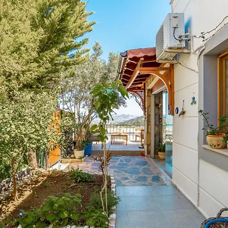 2 Bedroom Flat With Garden And Sea View In Yalikavak Appartamento *