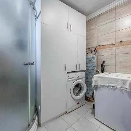 2 Bedroom Flat With Garden And Sea View In Yalikavak *